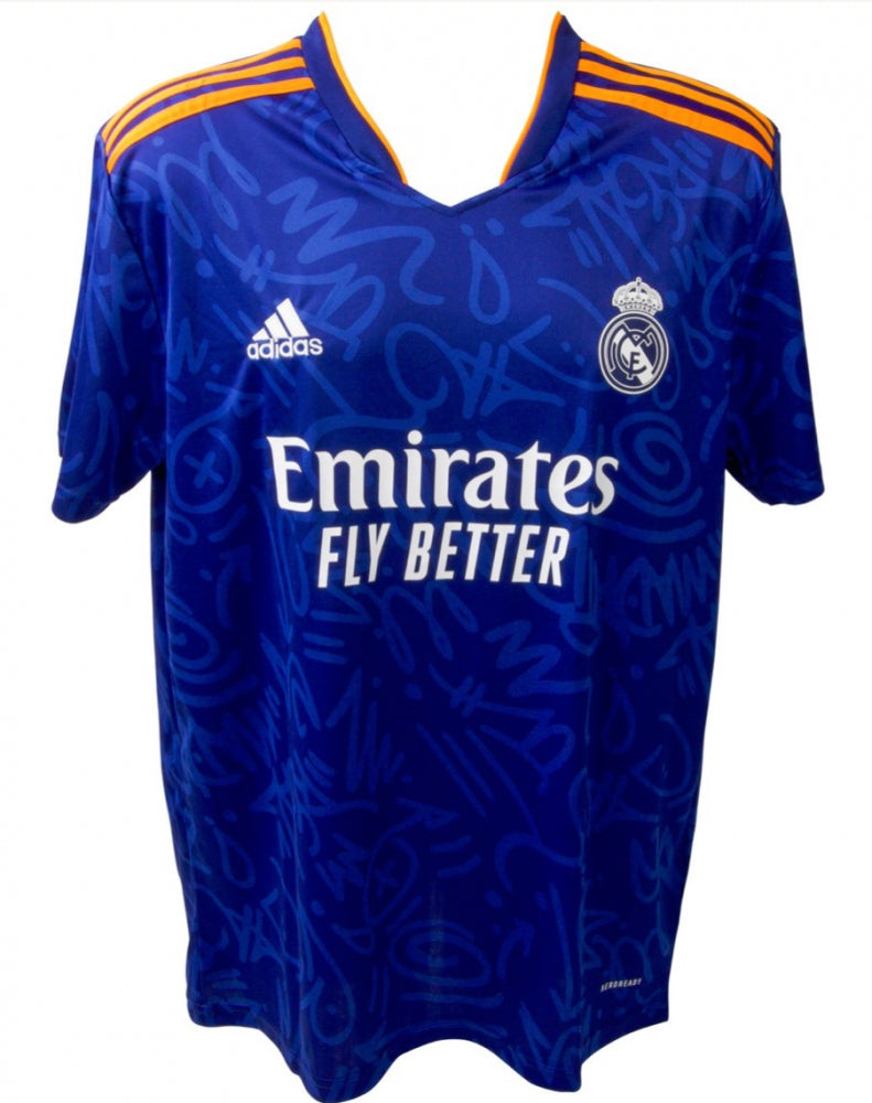 Vini Jr. Signed Real Madrid Home 21-22' Jersey beckett 