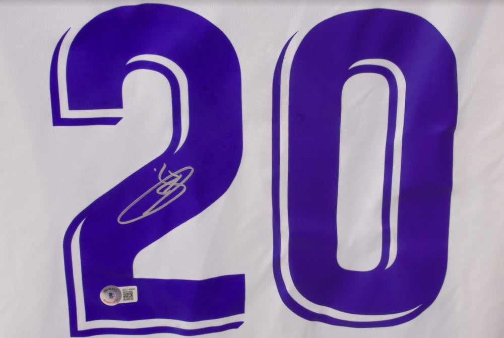 Vinicius Junior Signed Real Madrid Jersey (Beckett)