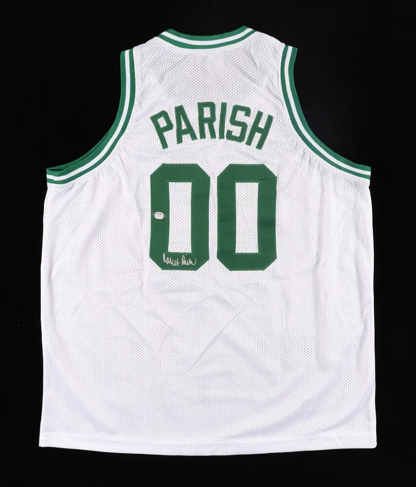 Robert Parish Boston Celtics Signed Jersey FRAMED (Beckett)