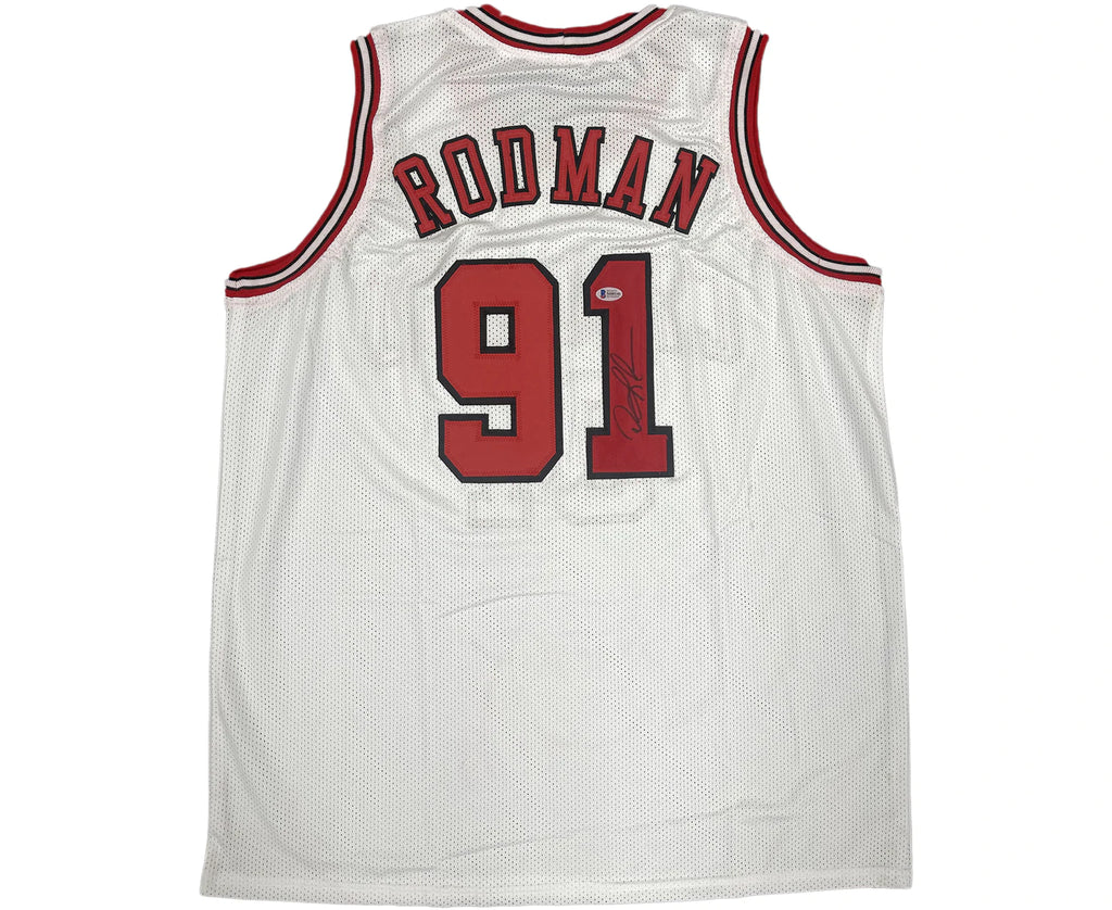 Dennis RODMAN White Chicago Bulls Signed & UNFRAMED Basketball Jersey (Beckett)