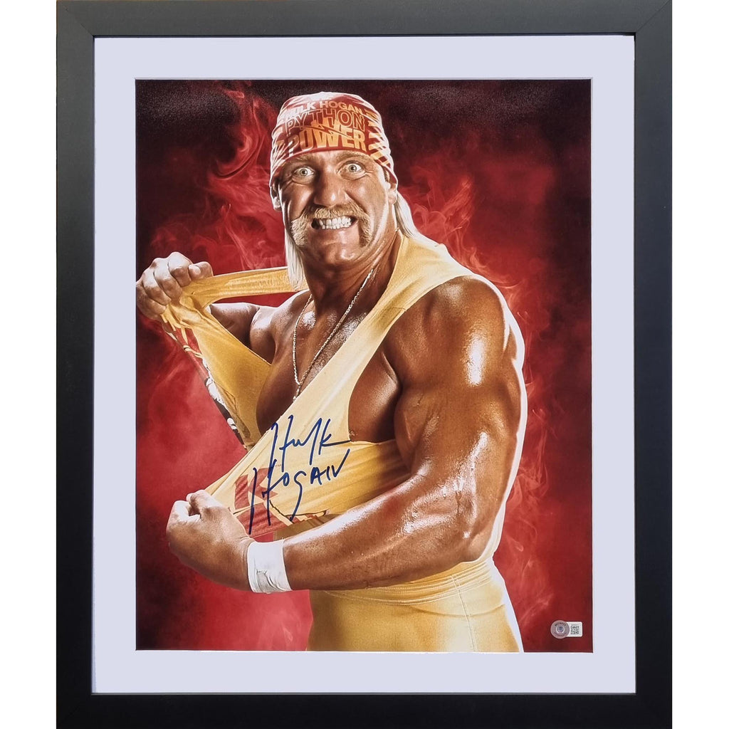 HULK HOGAN WWF WWE Signed & Framed AUTHENTIC 16X20 INCH Photo (BECKETT)