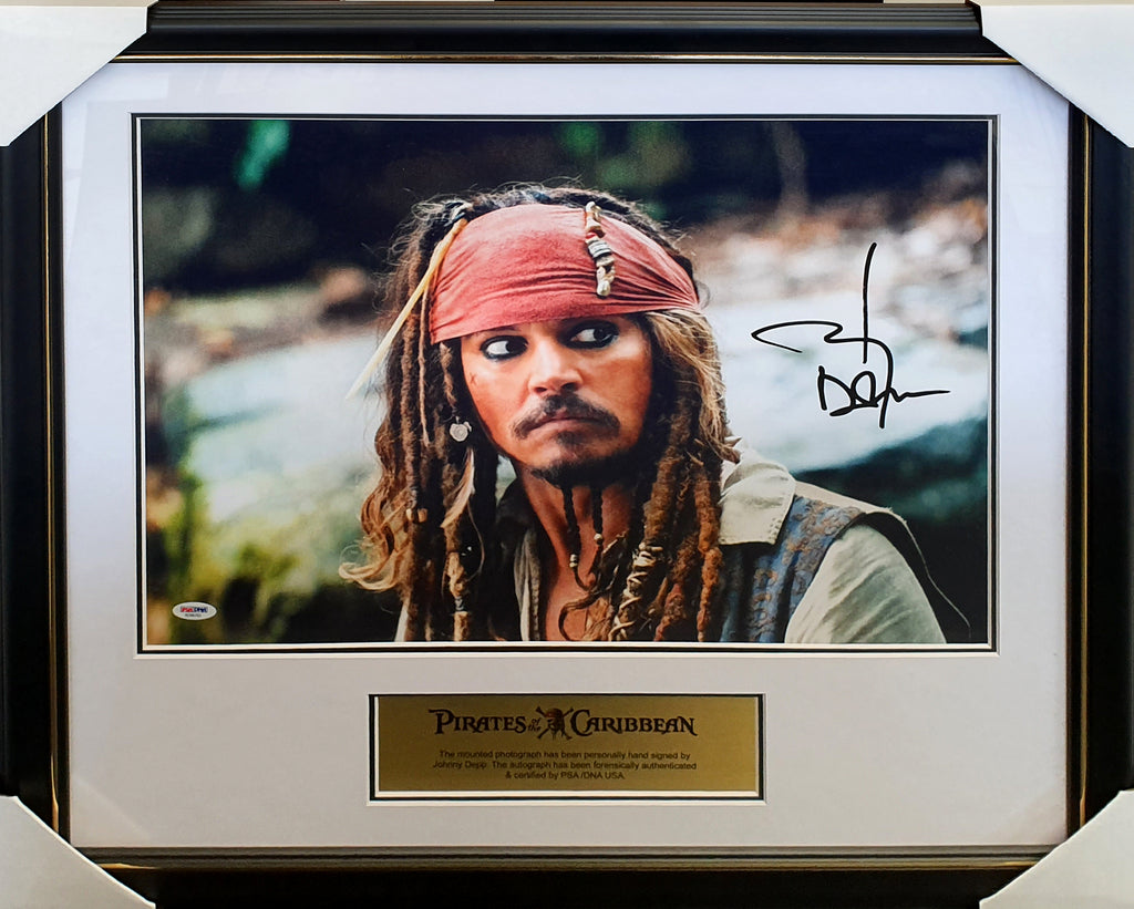 Pirates of the Caribbean Johnny Depp Signed & Framed 16x20 inch photo - PSA DNA #AD96762