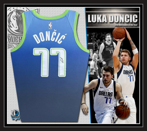 Luka DONCIC Dallas Mavericks Signed & Framed NIKE Jersey (PSA DNA)