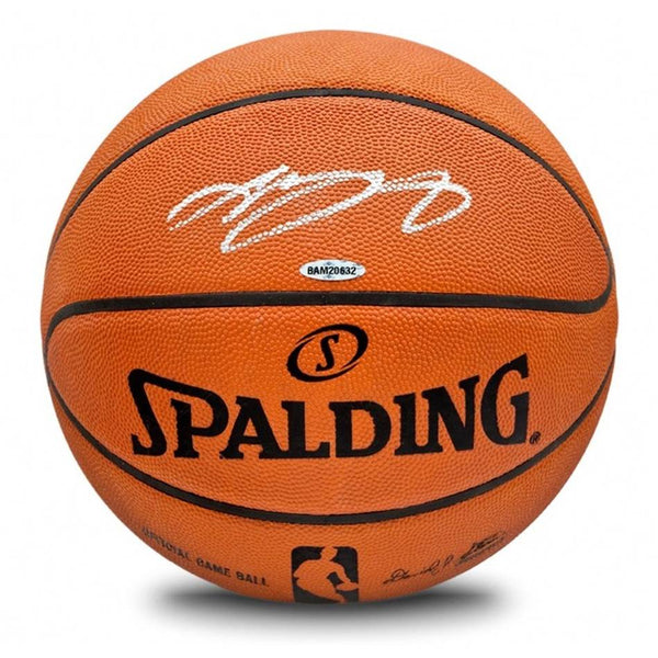 LeBron James Signed Spalding Basketball with Upperdeck Authentication