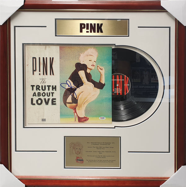 Pink Alecia Moore Signed & Framed Vinyl Album PSA DNA Authenticated AE34532