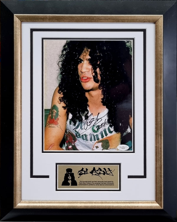 Slash GUNS N' ROSES - Signed & Framed 8x10 Inch Photograph (James Spence - JSA)
